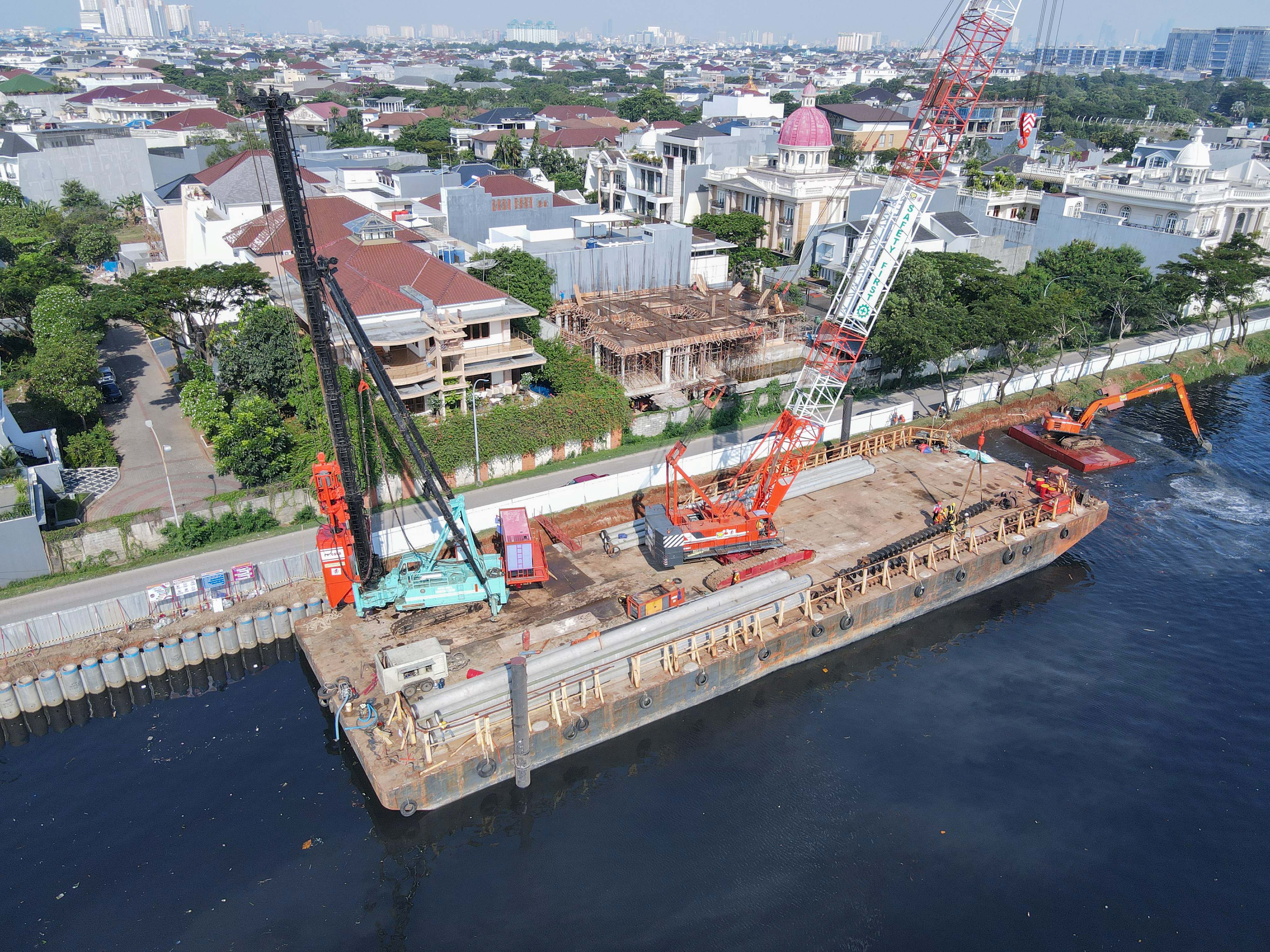 Highlight Pengaman Pantai, Kecamatan Penjaringan, Jakarta Utara